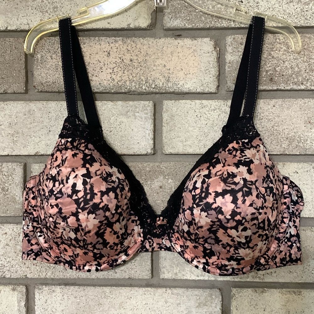 3for$20 bra 40D has underwire